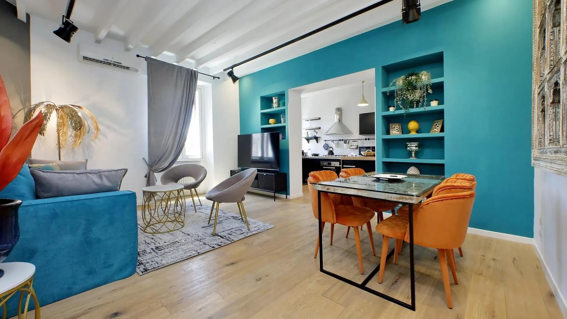 Amazing Penthouse In The Heart Of Rome Apartment Italy