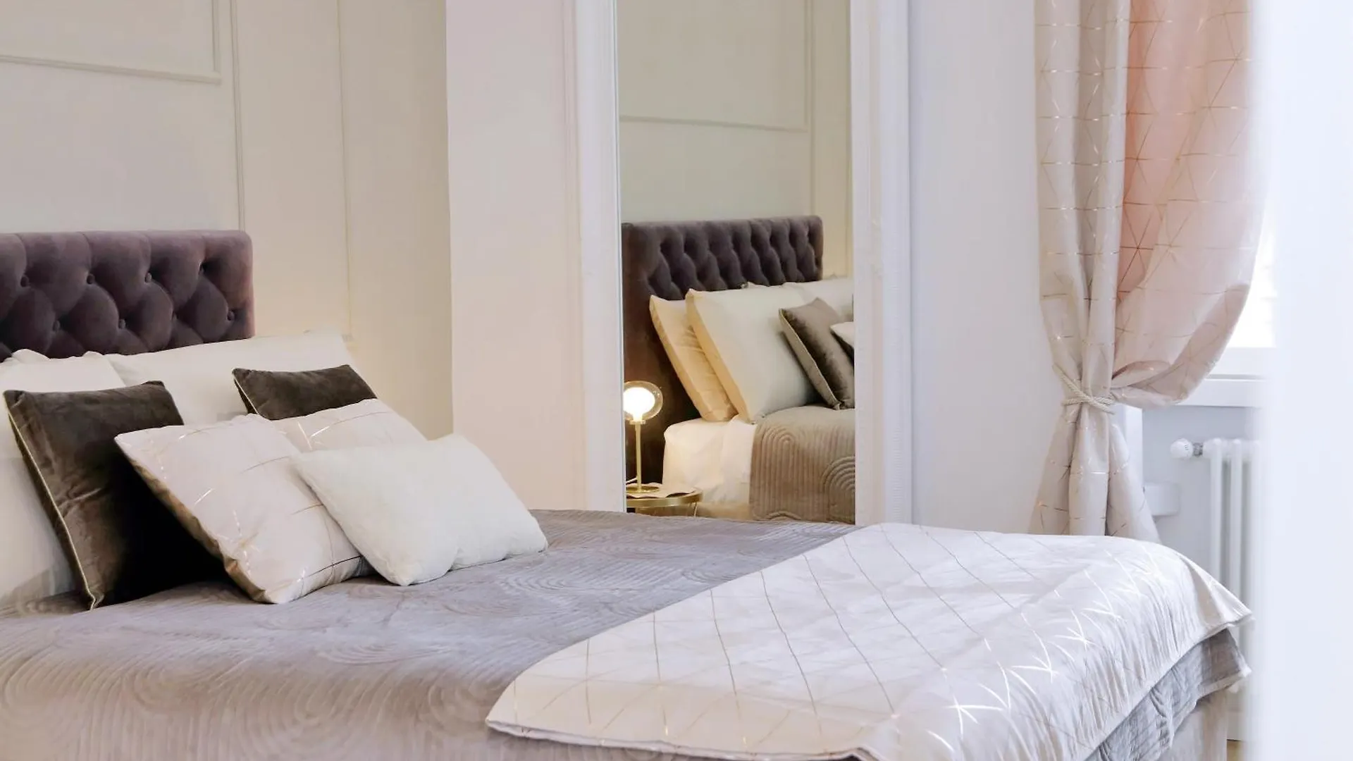Amazing Penthouse In The Heart Of Rome Apartment